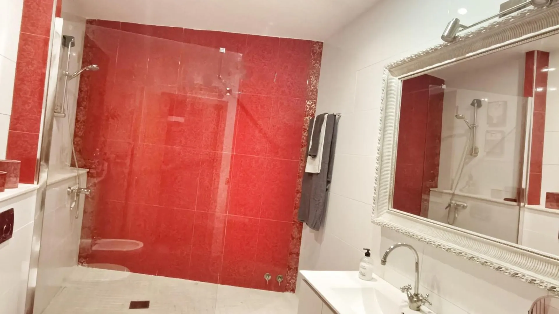 Can Cinto Vilamacolum Holiday home